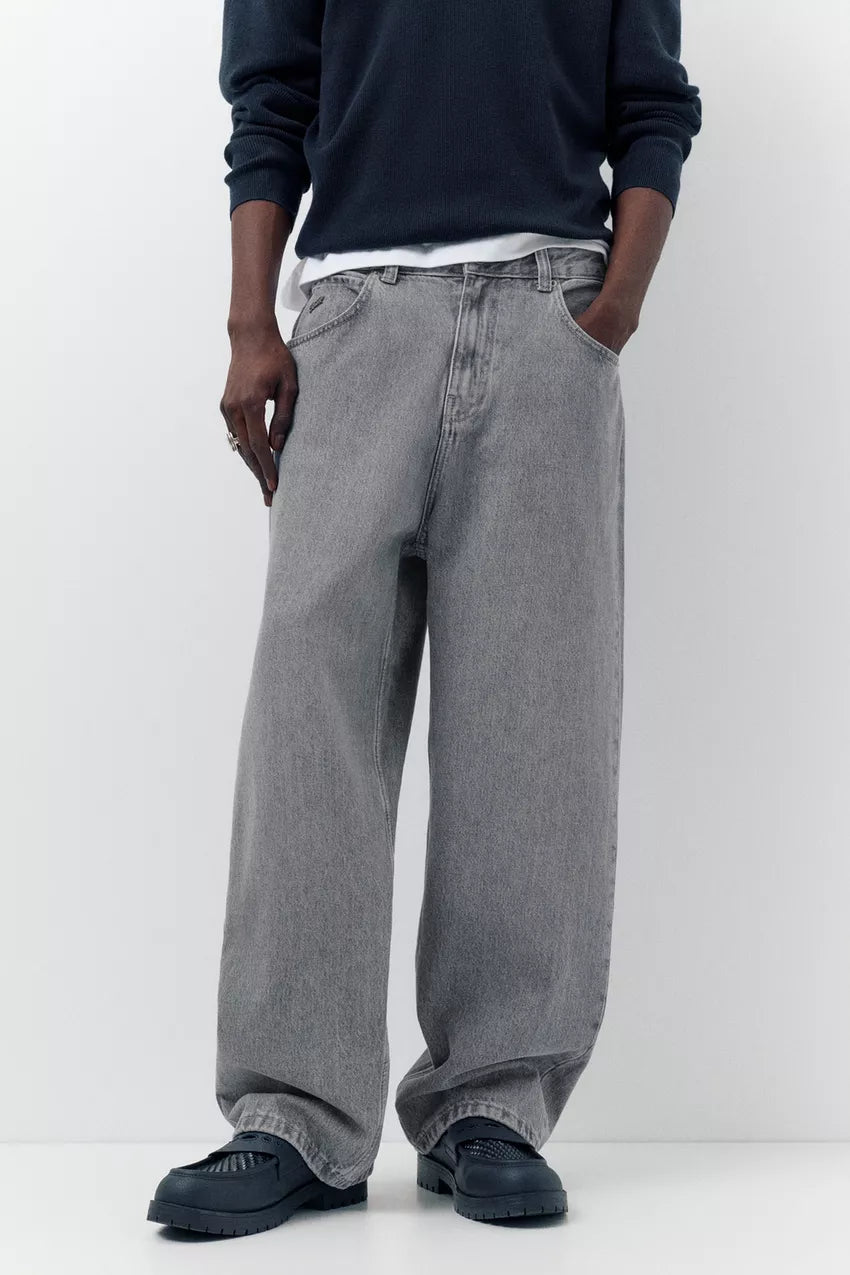 Relaxed fit baggy jeans