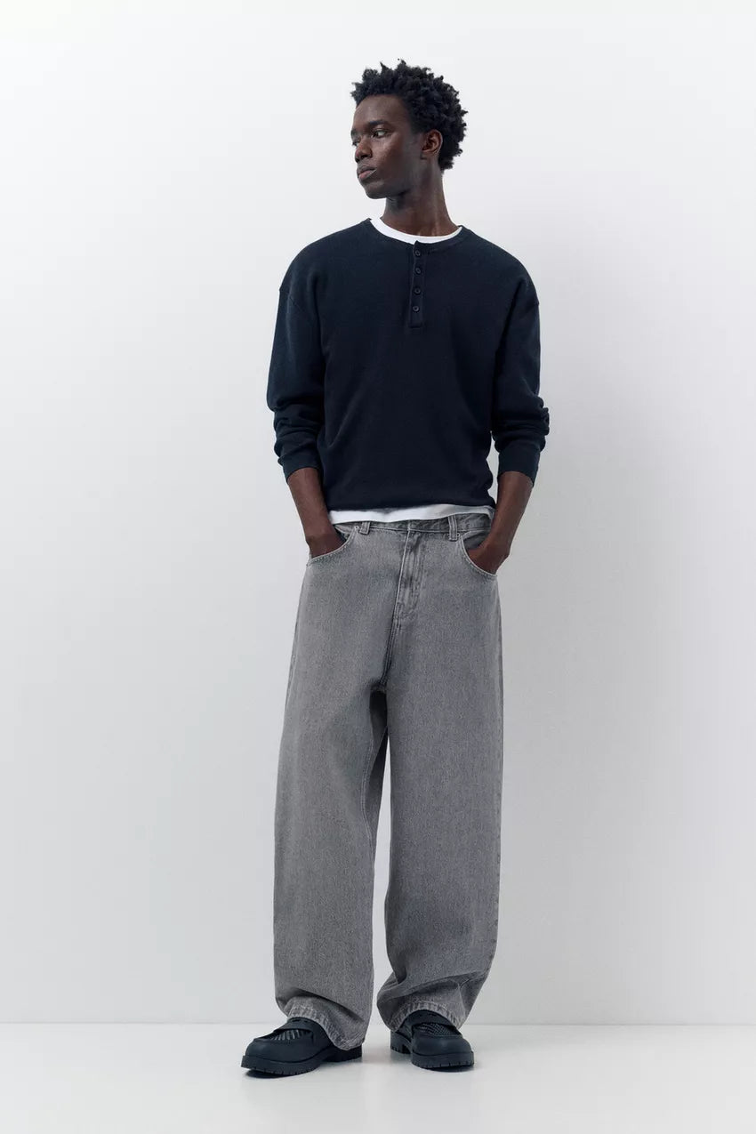 Relaxed fit baggy jeans